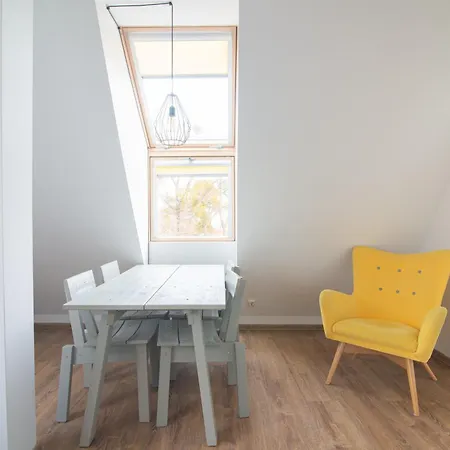 Sloneczne Poddasze Przy Molo I Plazy Apartment