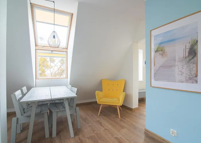 Sloneczne Poddasze Przy Molo I Plazy Apartment