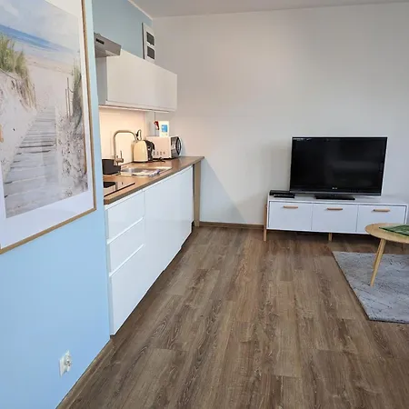 Sloneczne Poddasze Przy Molo I Plazy Apartment *