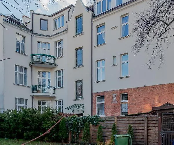 Apartment Sloneczne Poddasze Przy Molo I Plazy